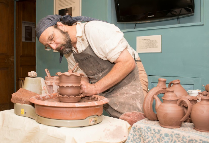 In School Pottery Demonstration by Rick Hamelin